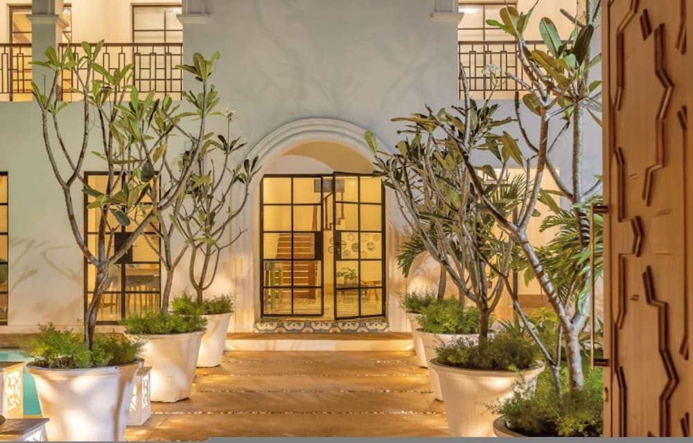 Casa Brilhante - 4BR Villa w Private Pool Garden