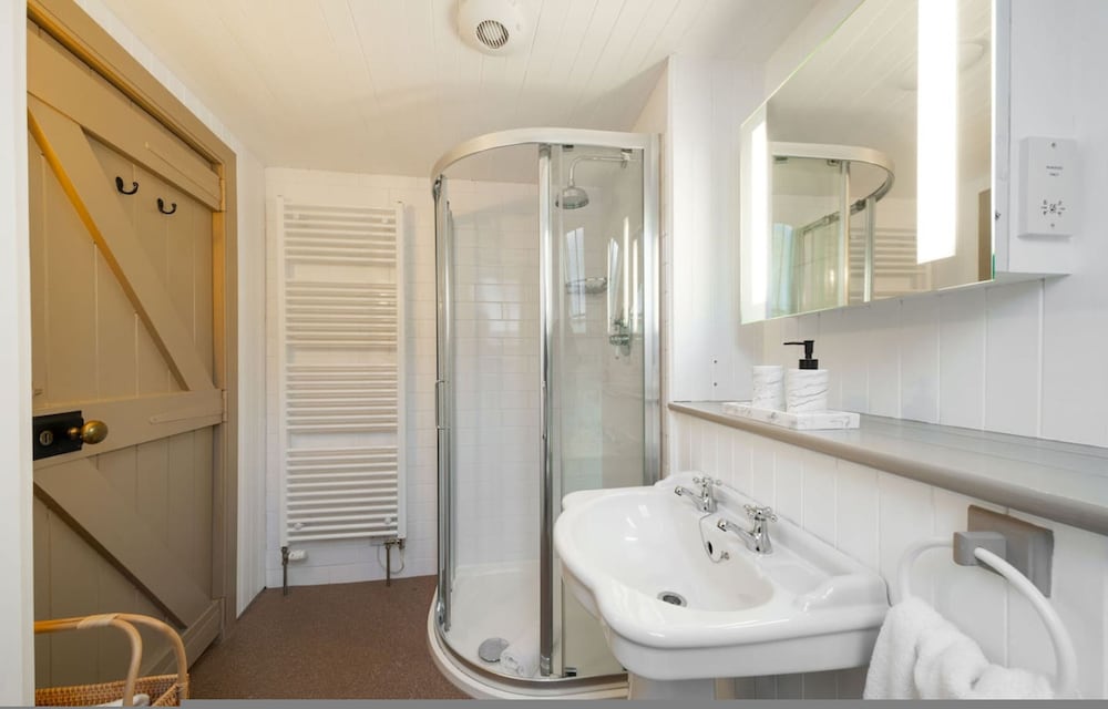 Barometer Cottage in Broughty Ferry