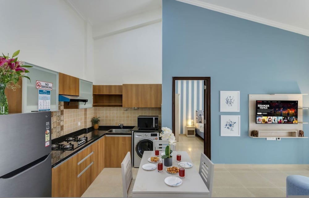 1BR w Pool Sauna Near Calangute Baga Beach