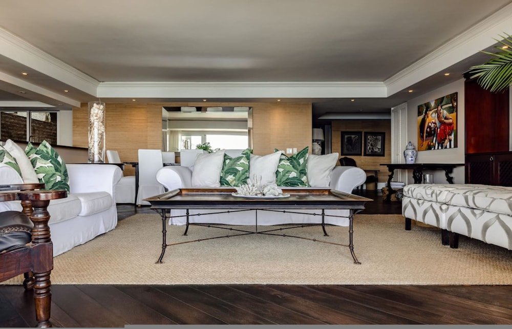 Clifton Views - Oceanfront Home