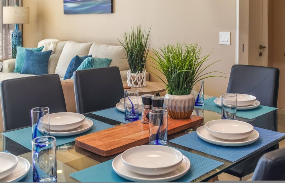 Beachy Condo - 2BR 2B