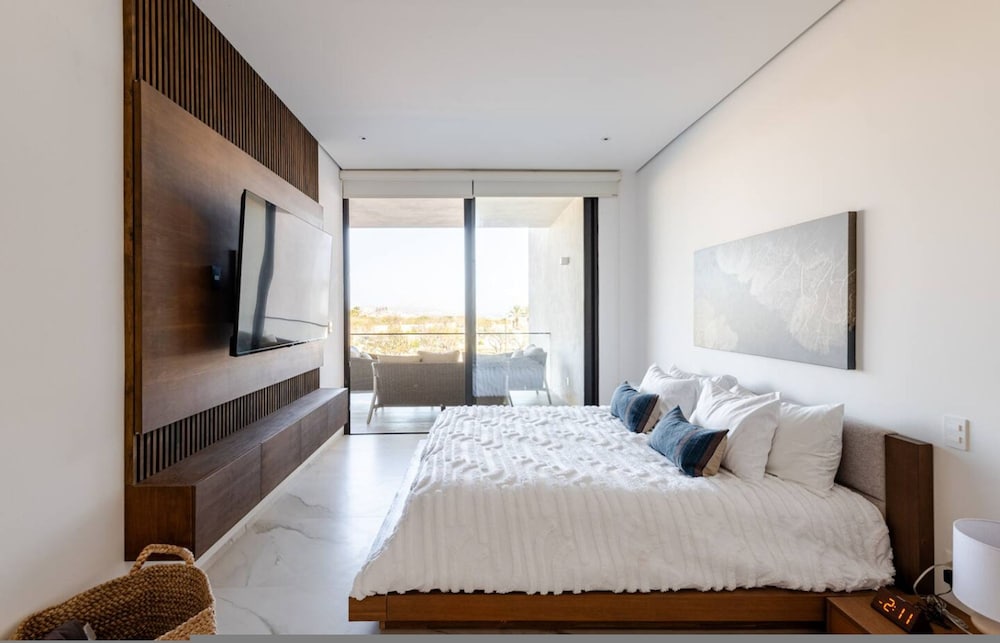 Brand new San Jose Condo