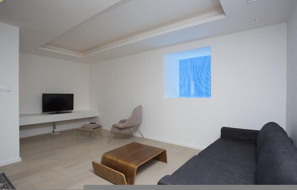Macarius in J vea With 4 Bedrooms and 3 Bathrooms view 3