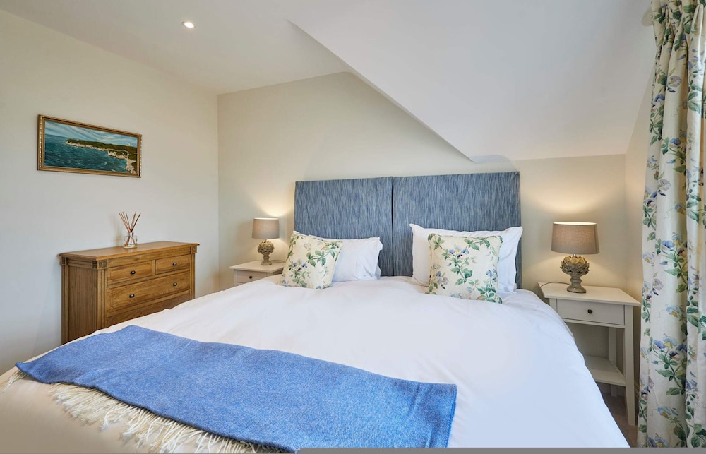 Host Stay Kittiwake Cottage