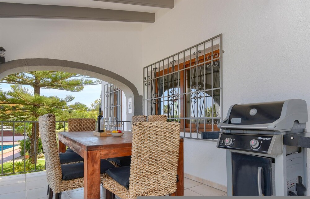 Villa Luna 4 in J vea view 4