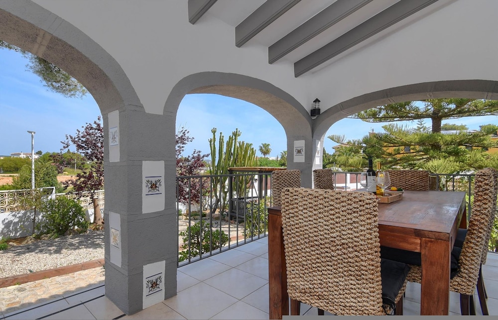 Villa Luna 6 in J vea view 2