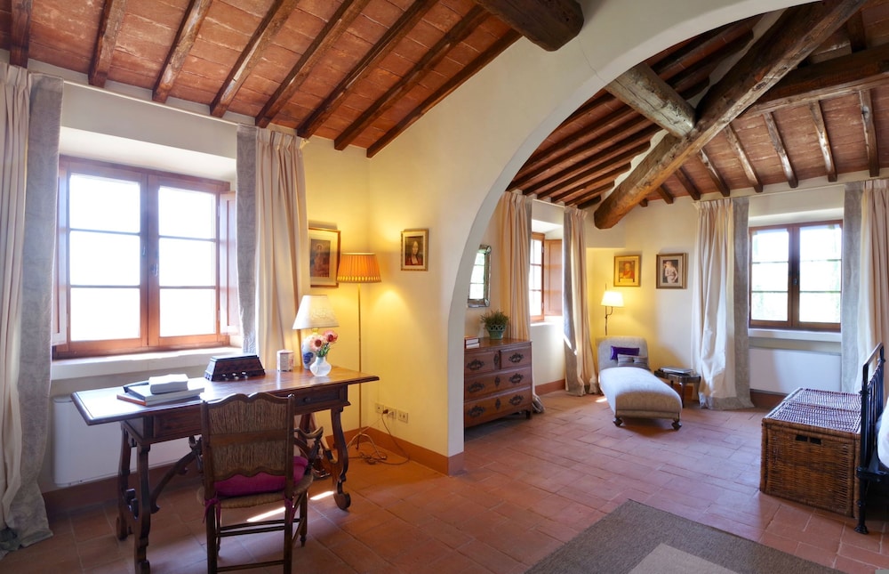 Camparone by Arceno Rentals Club