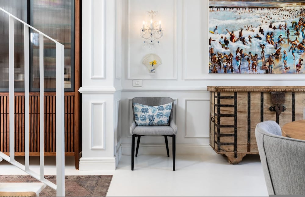 Modern Coastal Townhouse at The Majestic