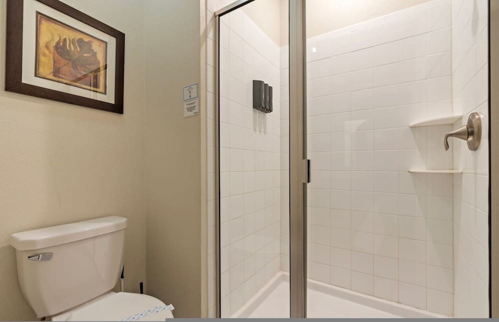Amazing 5bdr House w Pool -4857