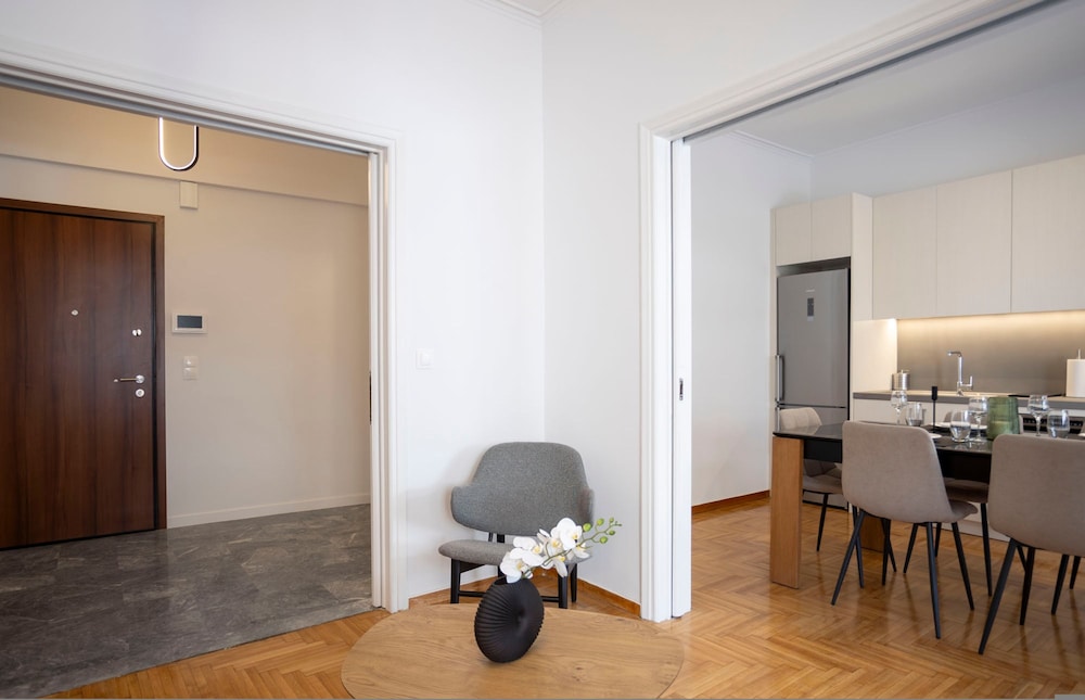 Elegant 3-bedroom Retreat in the Heart of Kolonaki