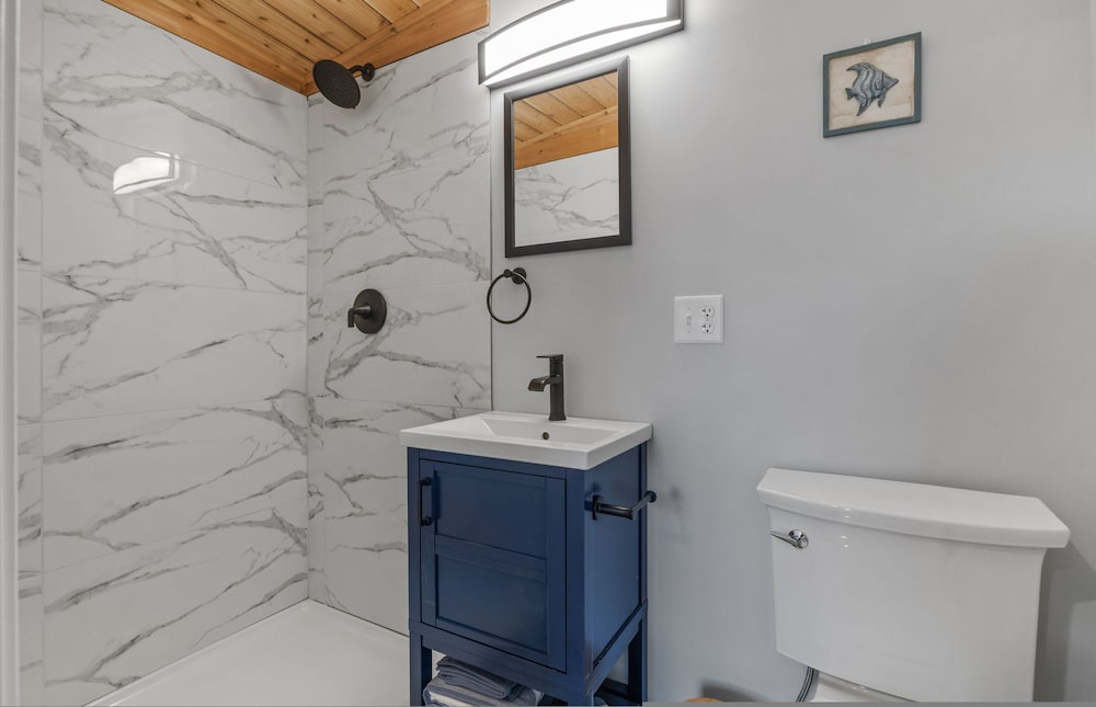 Modern Cottage Perfect For Winter Rental