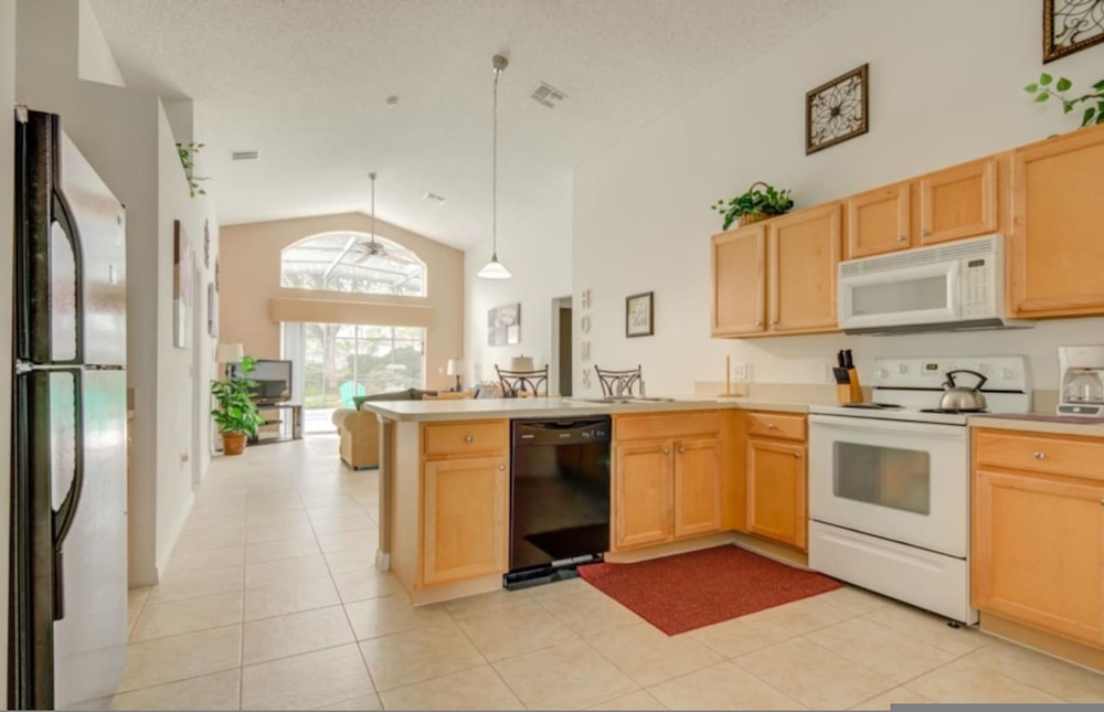Simon s Golf House in Haines City view 4