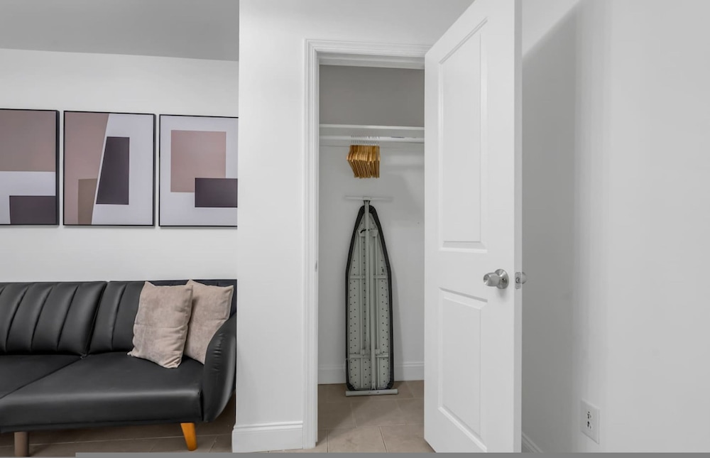 Budget-friendly Apt Near NYC Newark Airport Wifi