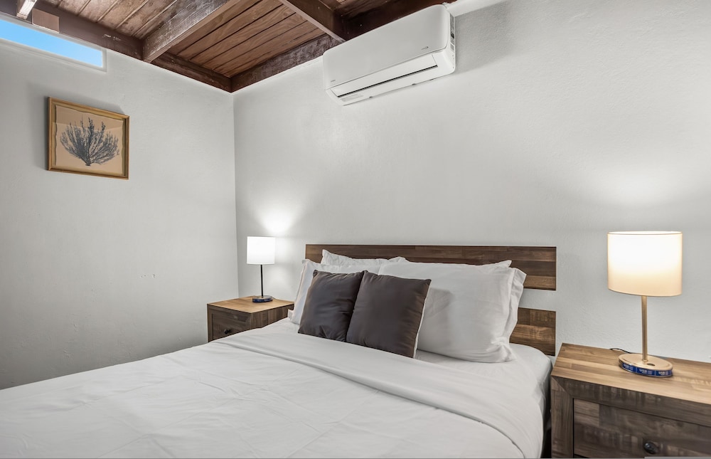 Pool Villa Pet-friendly Near Beach