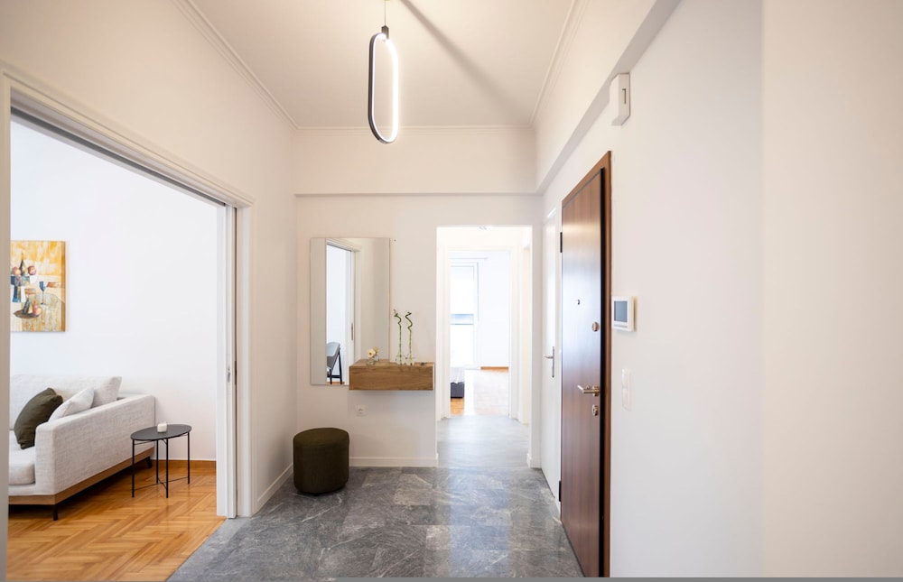 Elegant 3-bedroom Retreat in the Heart of Kolonaki