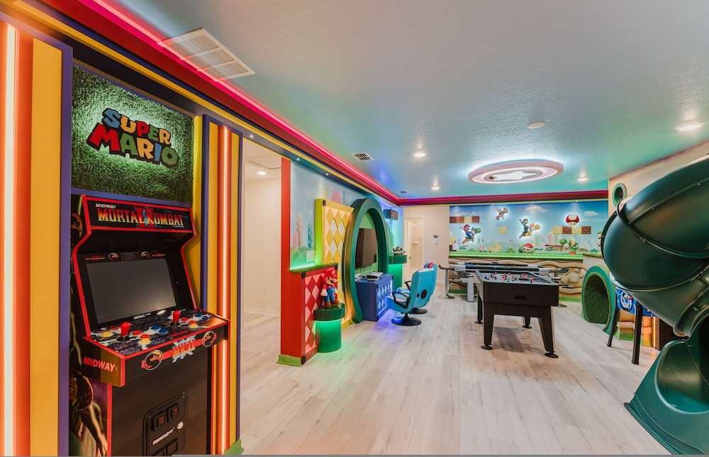 Amazing 7 bd Summerkitchen Gameroom
