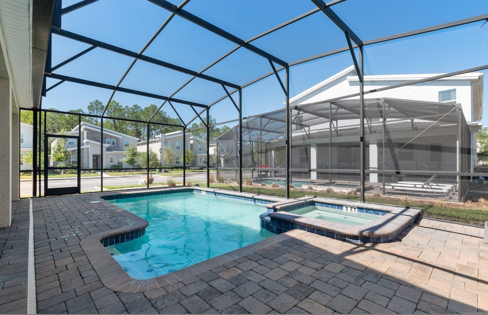 Gorgeous 9bedroom Home Private Pool Game Theater