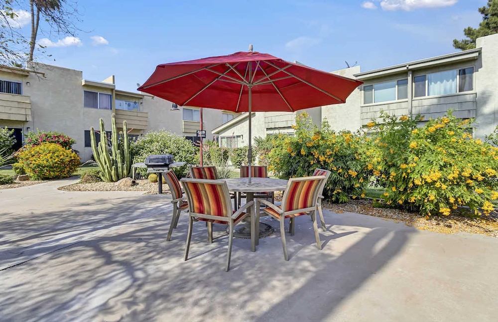 NEW Camelback House Walk to Old Town