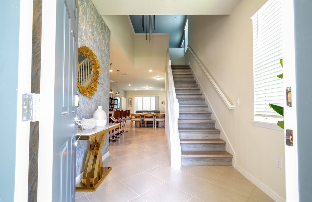 Windsor Cay 7BR Water Park Free