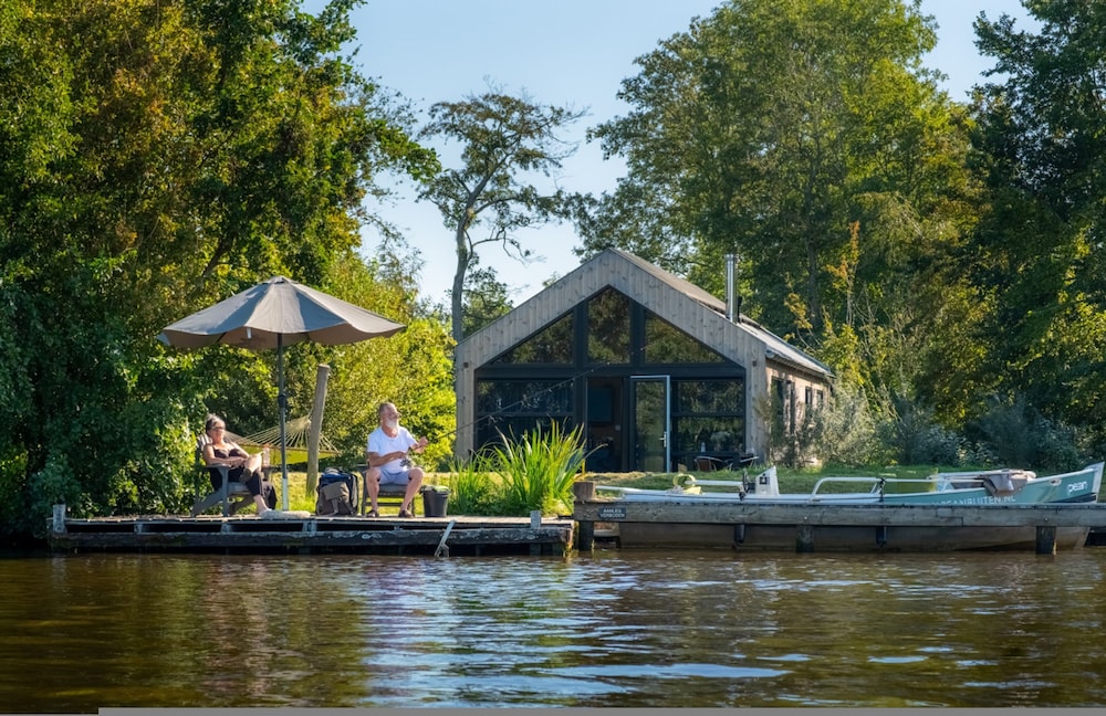 Pean Huur je Eigen Schier Eiland