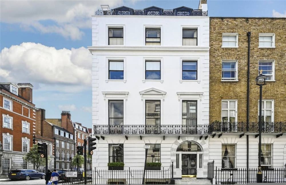 Harley Street Elegance With Private Garden