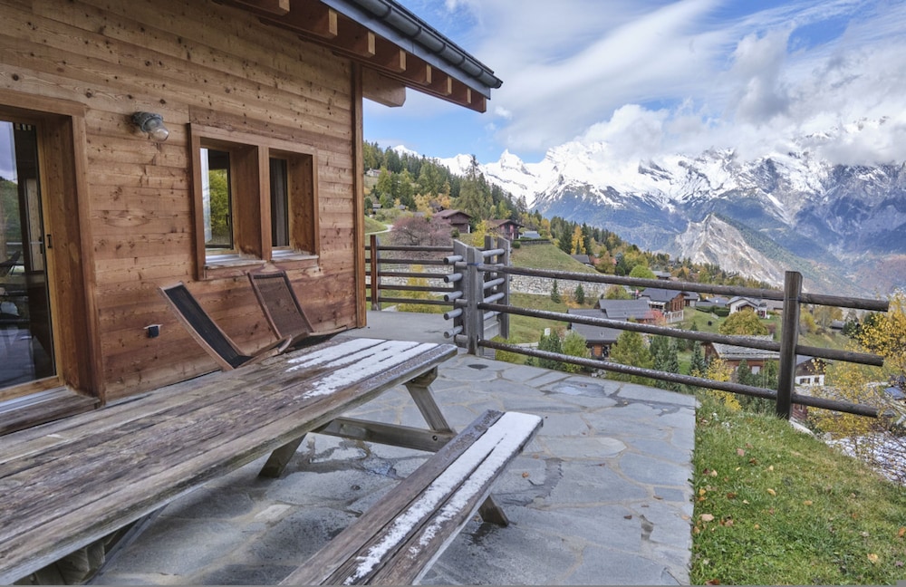 Beautiful Luxury Chalet Roy With Incredible Views