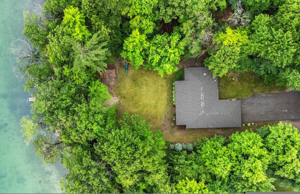 Lakeside Getaway pet Friendly