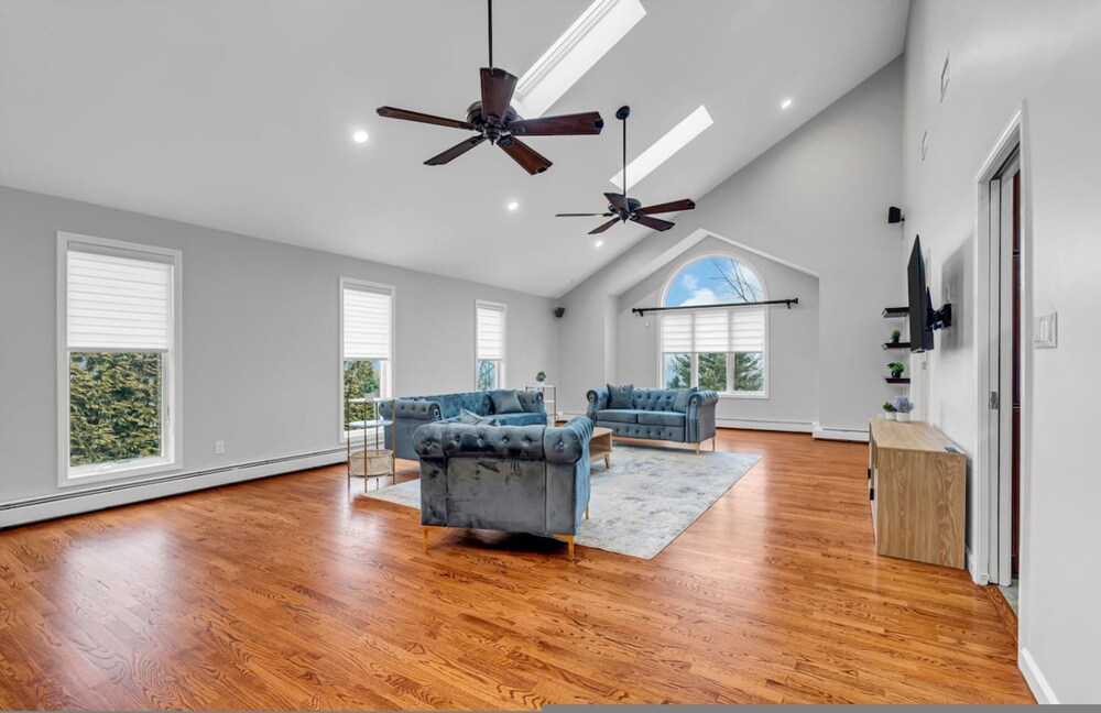 Family Getaway With Fireplace and Patio