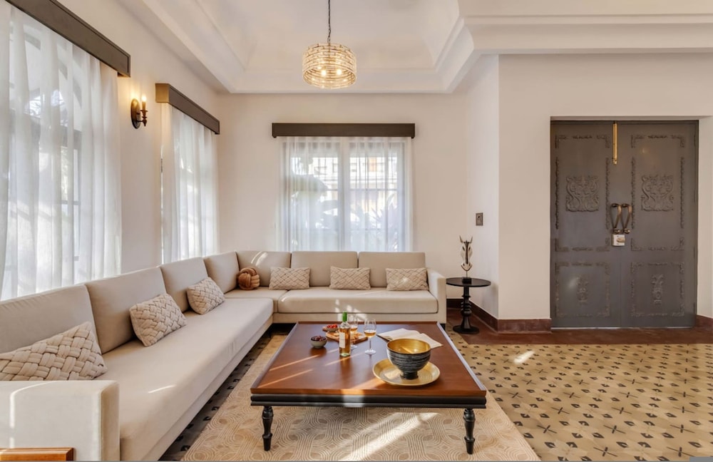 Lux 3BR Villa in Siolim 4km to Beach Wadi House
