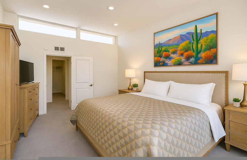Mission Beach Bayfront Condo Steps to Ocean