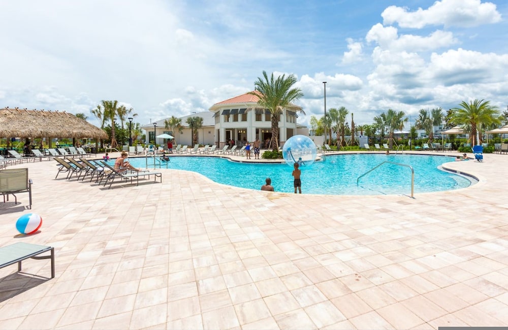 Amazing 5bdr House w Pool -4857