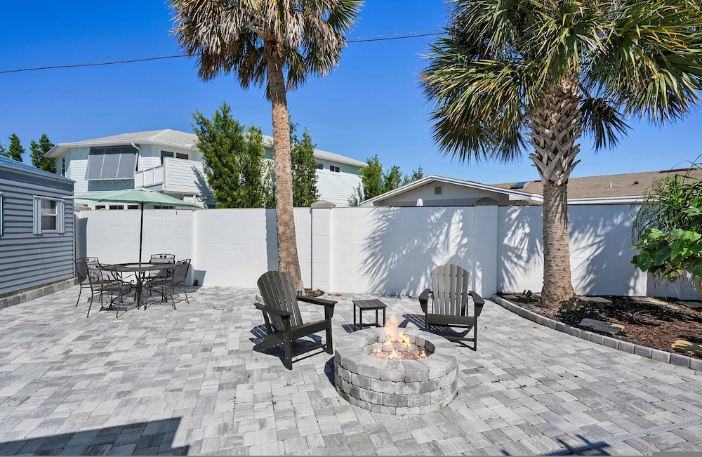 Private Beach Access Sauna Outdoor Fireplace