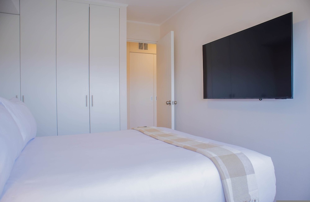 w Alluring 2BR w Balcony in Barranco