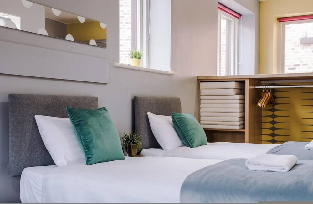 Host Stay Campbell Sq Roof Terrace Apt