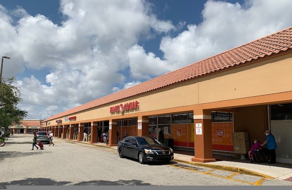 New Cozy Delux 1BR Near Hard Rock Stadium