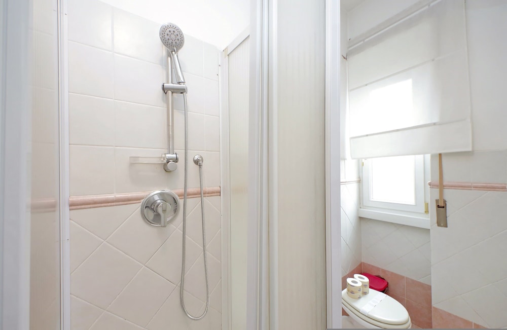 4bnb - Pigneto Apartment