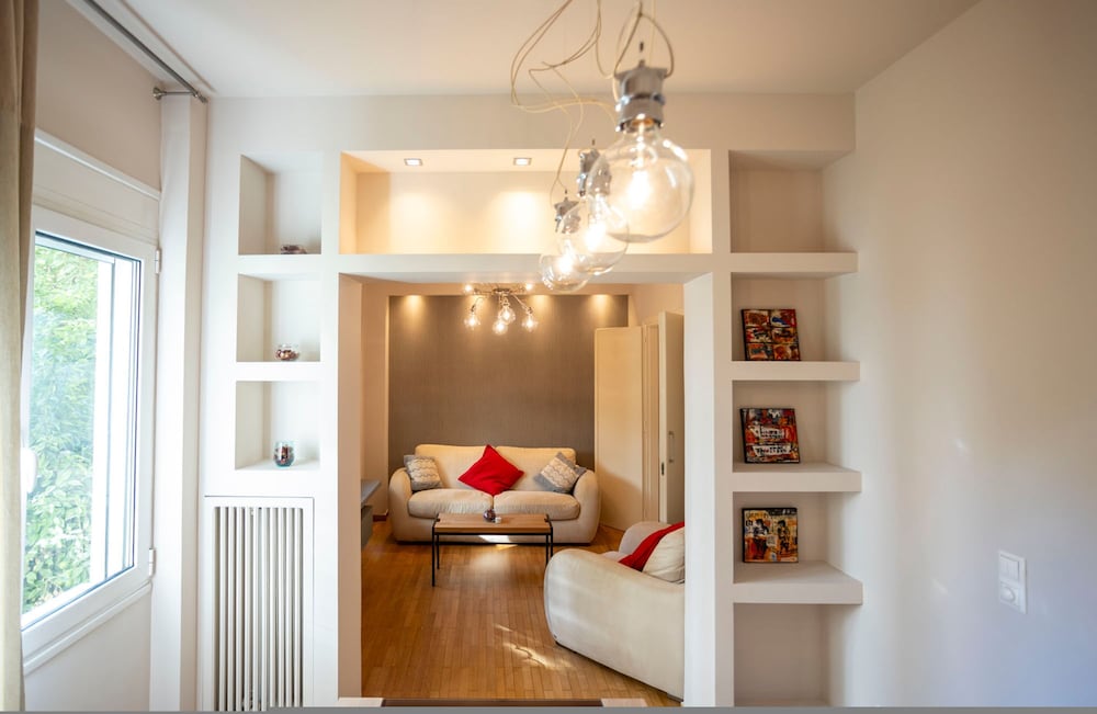 Modern 1-bedroom Retreat in Pangrati