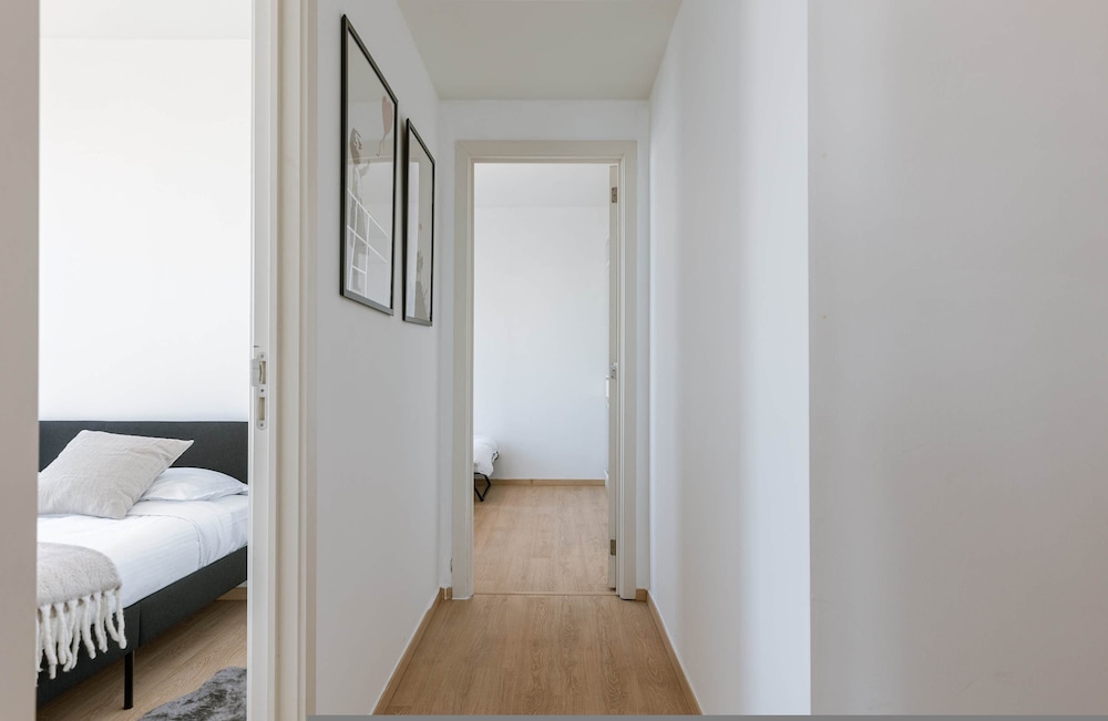 Stylish two Bedroom Apartment in Antwerp
