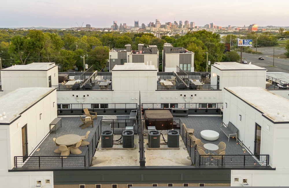 Rooftop Fire Pit Lounge Skyline DT Nash Views
