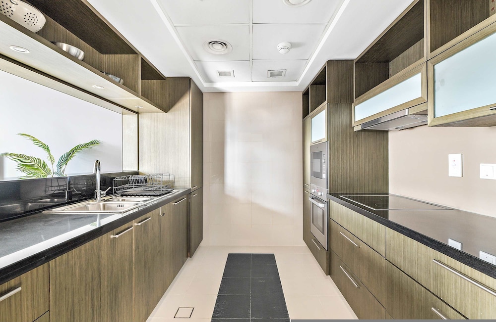 Silkhaus High Floor With New Furniture Balcony