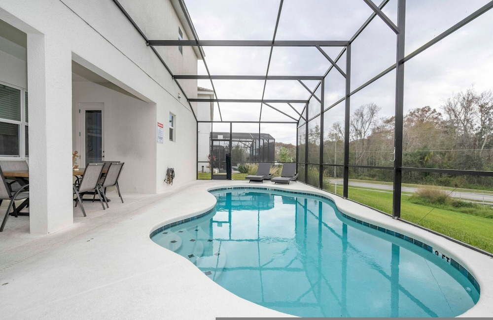 Spacious 12br Family Villa Near Disney Bella Vida