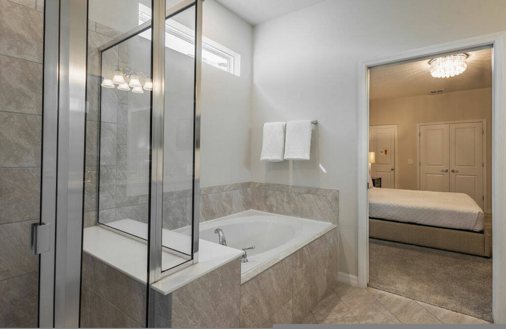 Brand NEW 10bedrooms At Windsor Island