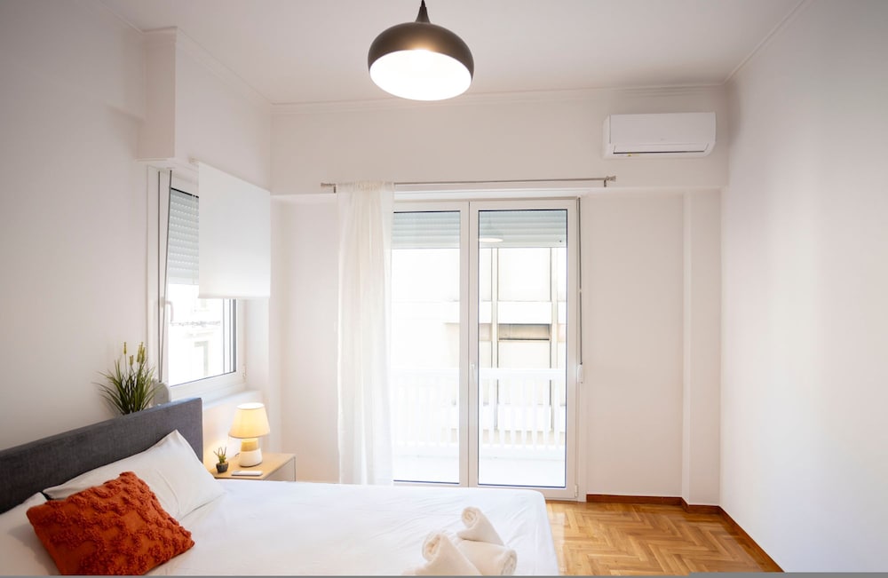 Elegant 3-bedroom Retreat in the Heart of Kolonaki