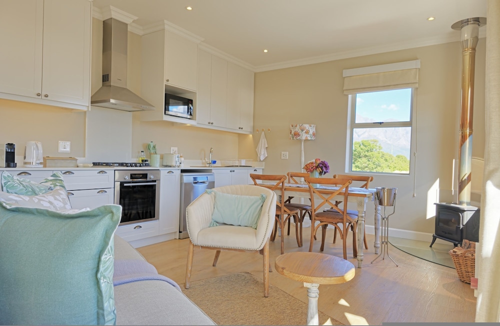 Serene Franschhoek One Bed With Breathtaking Views