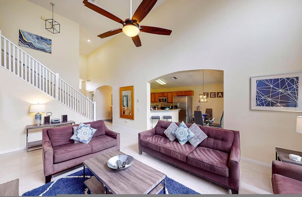 William s Lake Berkley Resort Vacation Home - Image 2