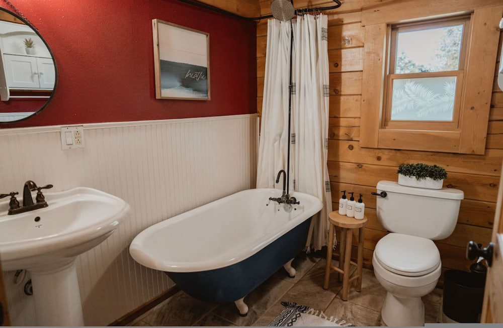 Scenic View Wildwood Heaven Hottub by Casa Oso