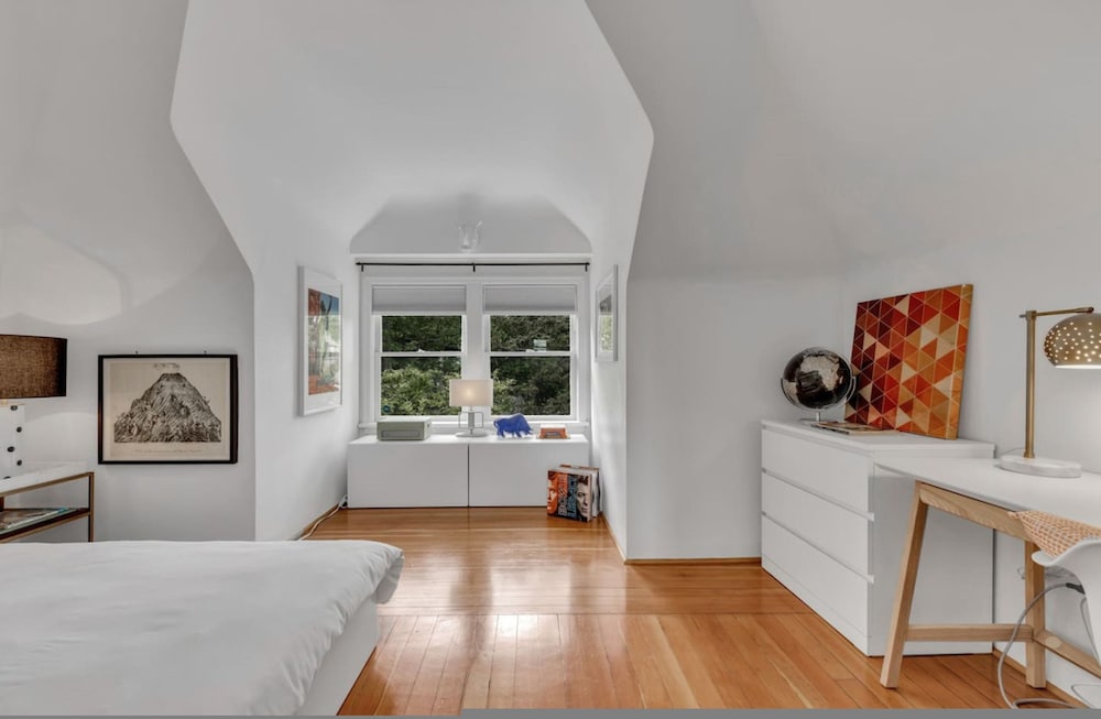 Queen Elizabeth Park Home