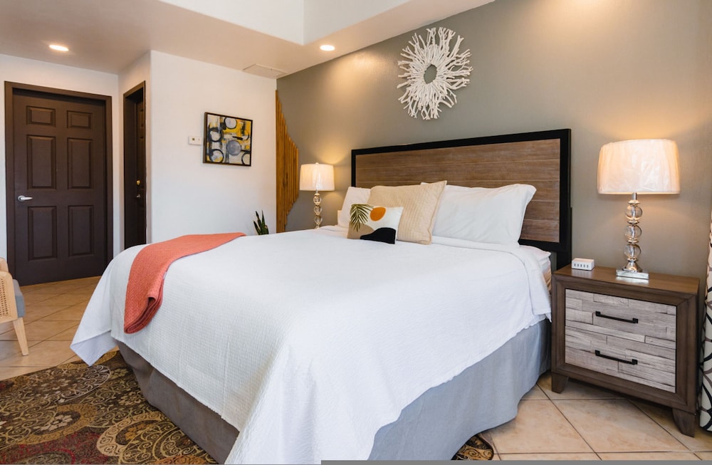 2BR Beachfront Escape in Puerto Penasco