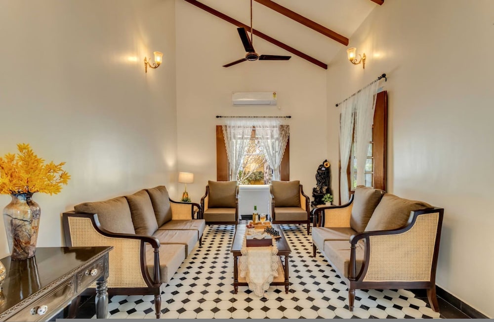 3bhk Portuguese-style Villa w Pool Casa Aloma