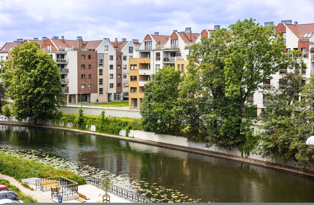 Terra - Pi kny Apartament z Widokiem na Rzek Mot aw